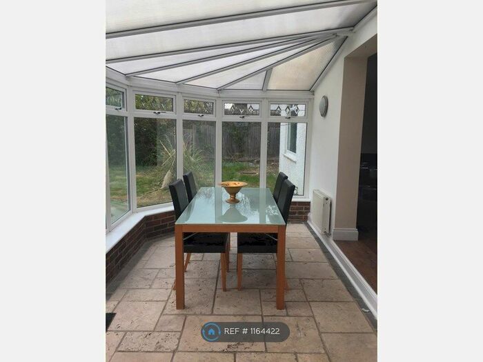 4 Bedroom Detached House To Rent In Aultone Way, Surrey, SM1