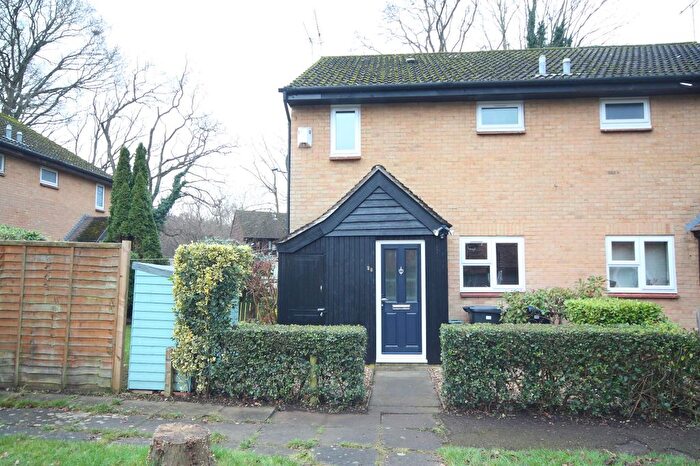1 Bedroom Terraced House To Rent In Hawkswell Walk, Woking, GU21
