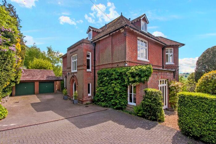 7 Bedroom Detached House To Rent In Quarry Road Winchester, SO23