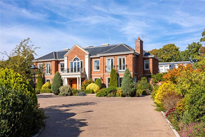 7 Bedroom Detached House For Sale In Sandown Avenue, Esher, Surrey, KT10