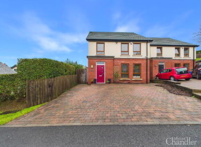 4 Bedroom Detached House For Sale In E Knockvale Park, Belfast, BT5