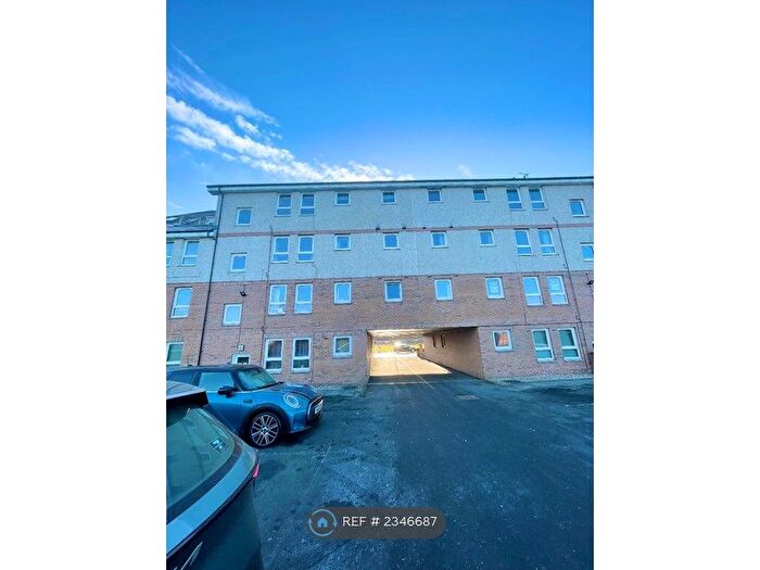 2 Bedroom Flat To Rent In Seedhill Road, Paisley, PA1