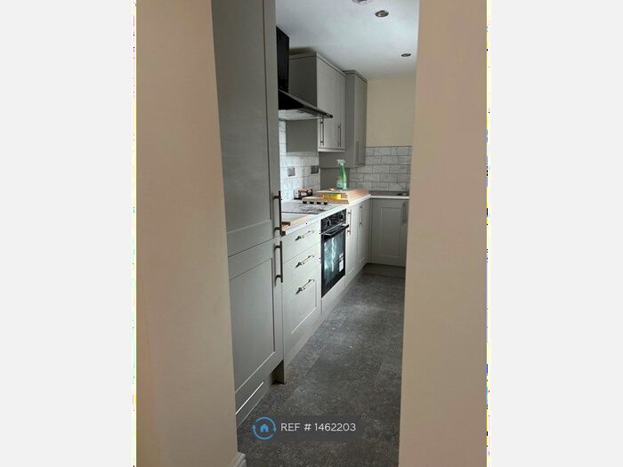 2 Bedroom Flat To Rent In Broughton Drive, Liverpool, L19