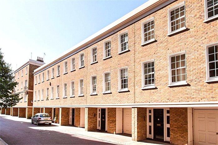 2 Bedroom Mews For Sale In Cornwall Terrace Mews, Regents Park, London, NW1