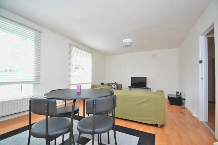 2 Bedroom Flat To Rent In Turnham Road, London SE4