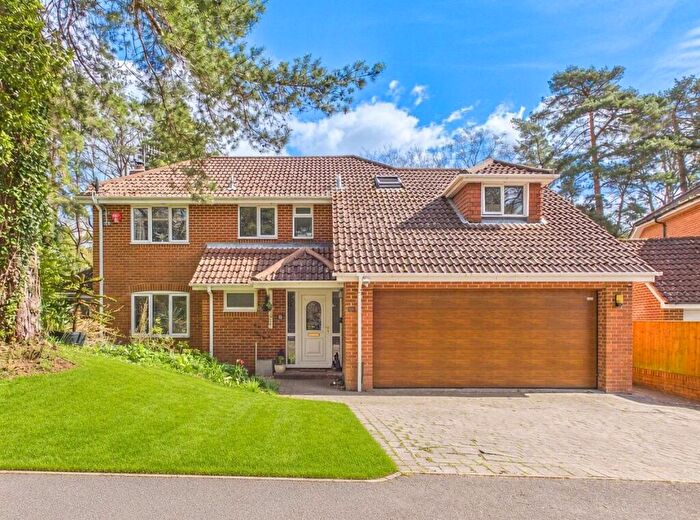 4 Bedroom Detached House For Sale In Stibbs Way, Bransgore, Christchurch, Dorset, BH23