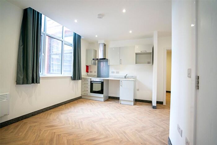 1 Bedroom Apartment To Rent In Fleet Street, Leicester, LE1