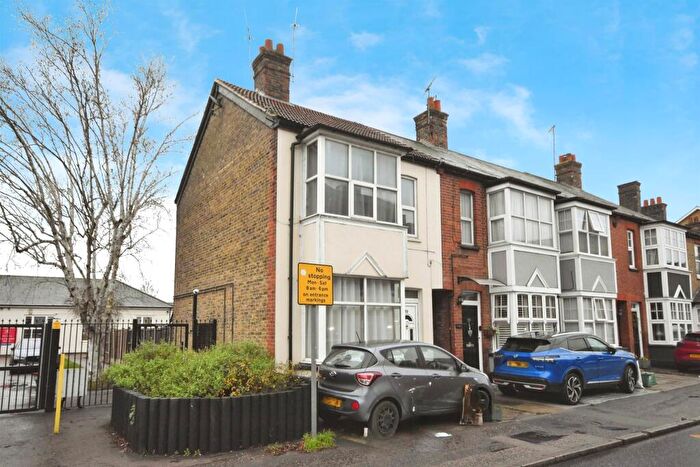 1 Bedroom Flat For Sale In Victoria Road, Chelmsford, CM1