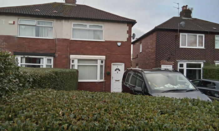 2 Bedroom Semi-Detached House To Rent In Beverley Avenue, Denton, Manchester, M34