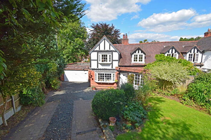 2 Bedroom Cottage For Sale In The Cottage, Holt Hill, Beoley, Worcestershire, B98