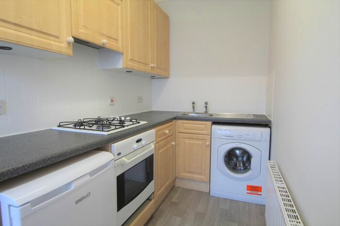 1 Bedroom Flat To Rent In Fortess Road (), London, NW5