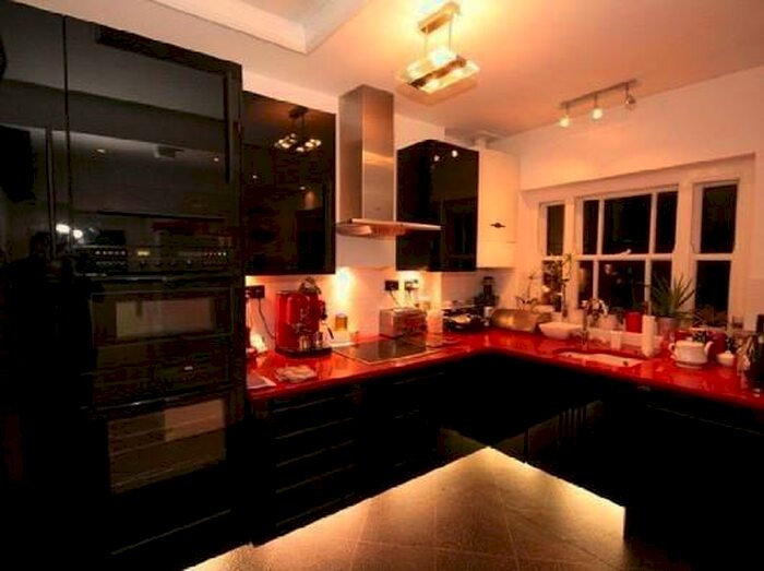 3 Bedroom Flat To Rent In Flat, Bristol Road, Selly Oak, Birmingham, B29