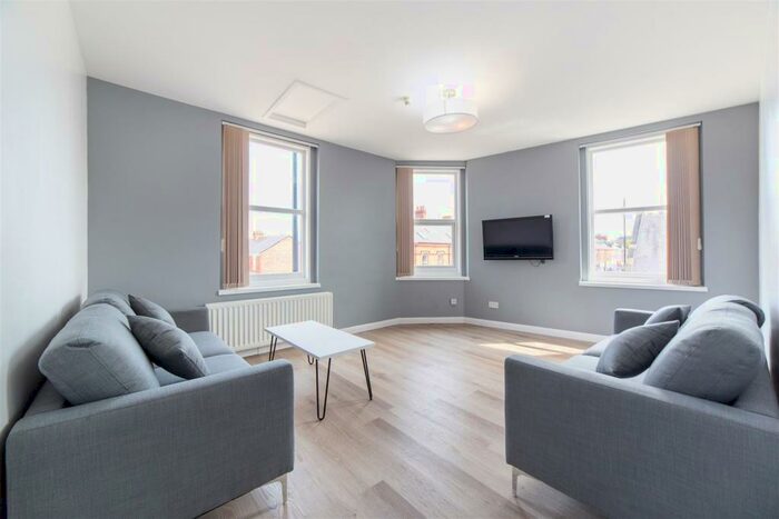 6 Bedroom Apartment To Rent In - Heaton Road, Heaton, Newcastle Upon Tyne, NE6