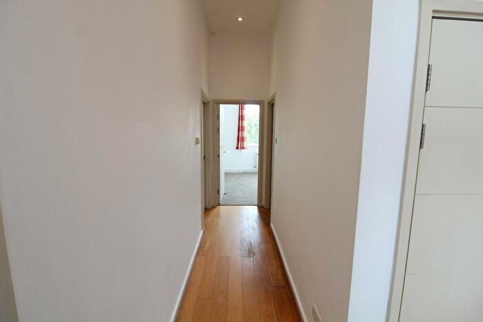 2 Bedroom Apartment To Rent In Richmond Terrace, BN2