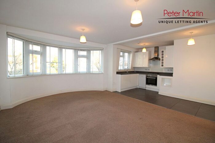 1 Bedroom Flat To Rent In Golders Green Road, Golders Green, NW11