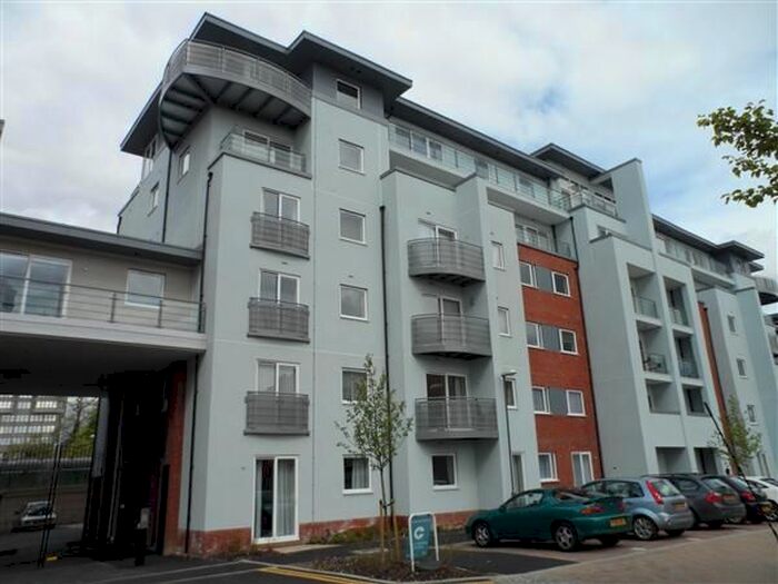 1 Bedroom Flat To Rent In Coxhill Way, Aylesbury, HP21