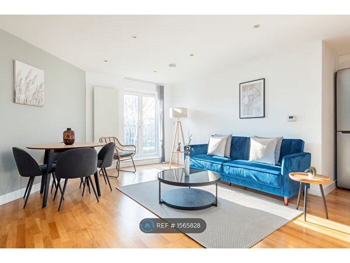 2 Bedroom Flat To Rent In Brook Avenue, Wembley Park, HA9