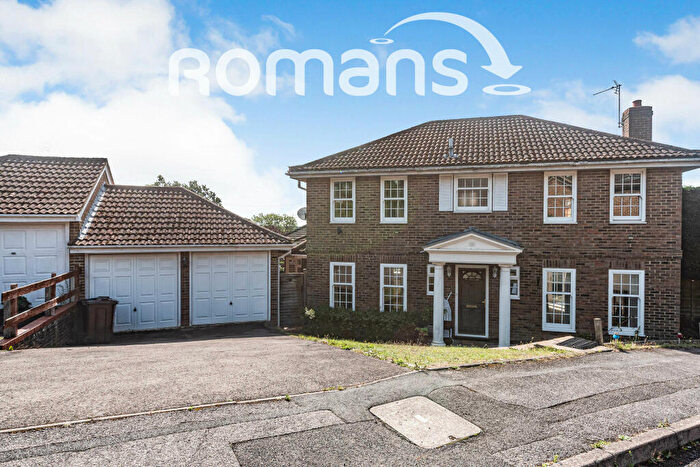 4 Bedroom Detached House To Rent In Melksham Close, Lower Earley, RG6