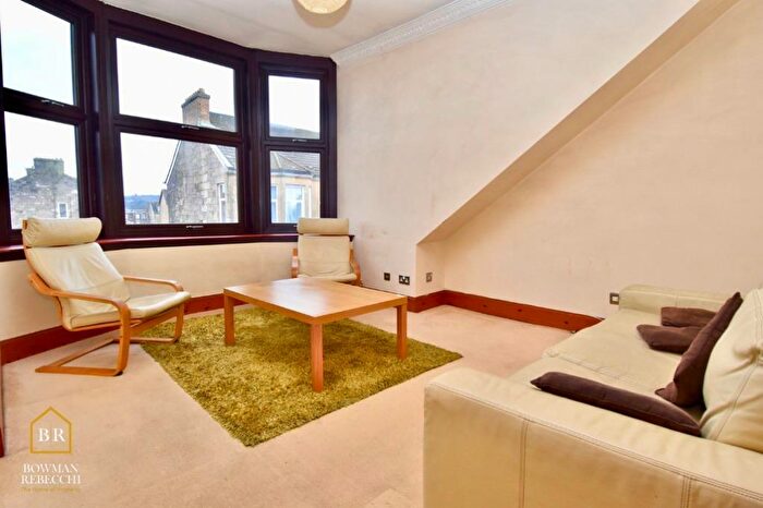 2 Bedroom Flat To Rent In Bank Street, Inverclyde, Greenock, PA15