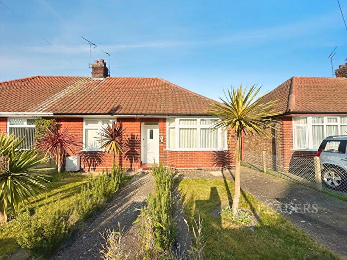 2 Bedroom Bungalow To Rent In Corton Road, Ipswich, IP3