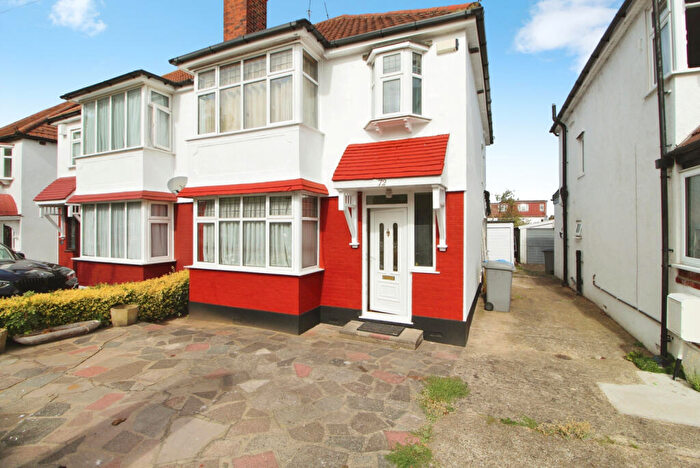 4 Bedroom Semi-Detached House To Rent In Carlton Avenue West, Wembley, London, HA0