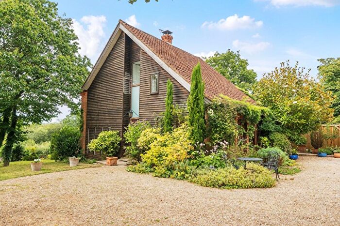 5 Bedroom Detached House To Rent In Wrecclesham Hill Farnham, GU10