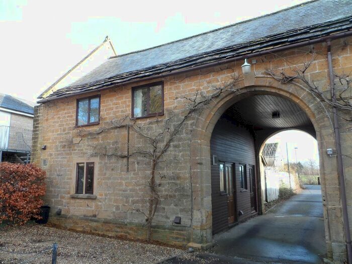 1 Bedroom Flat To Rent In Manor Road, Martock, TA12