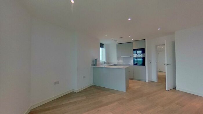 2 Bedroom Apartment To Rent In Pinnacle Apartments, Saffron Central Square, Croydon, CR0
