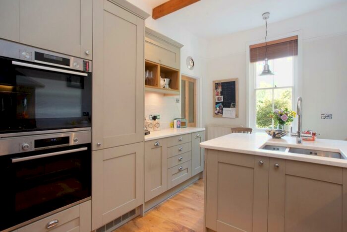 4 Bedroom End Of Terrace House To Rent In Fairfield Road Havant, PO9