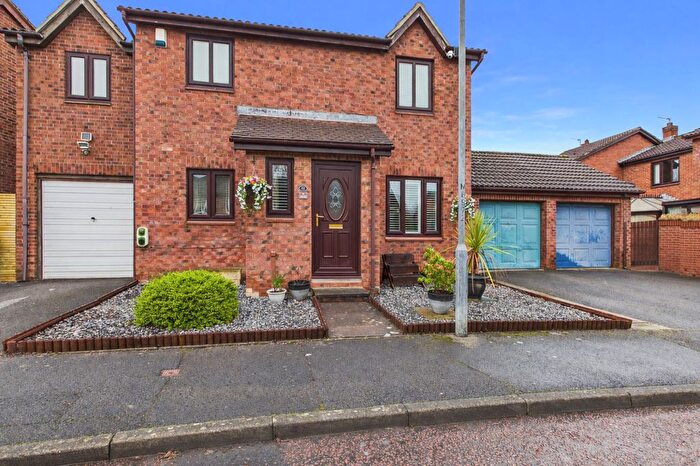 4 Bedroom Detached House For Sale In Dominies Close, Rowlands Gill, NE39