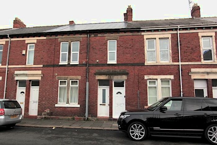2 Bedroom Flat To Rent In Warwick Road, Wallsend NE28