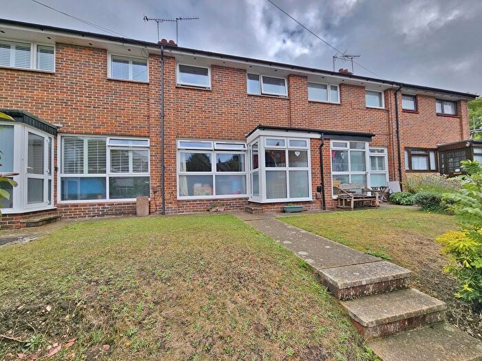 3 Bedroom Terraced House For Sale In North Wallington, Fareham, PO16