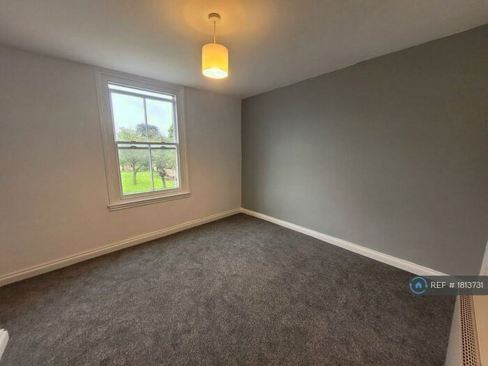 1 Bedroom Flat To Rent In High Street, Crowle, Scunthorpe, DN17