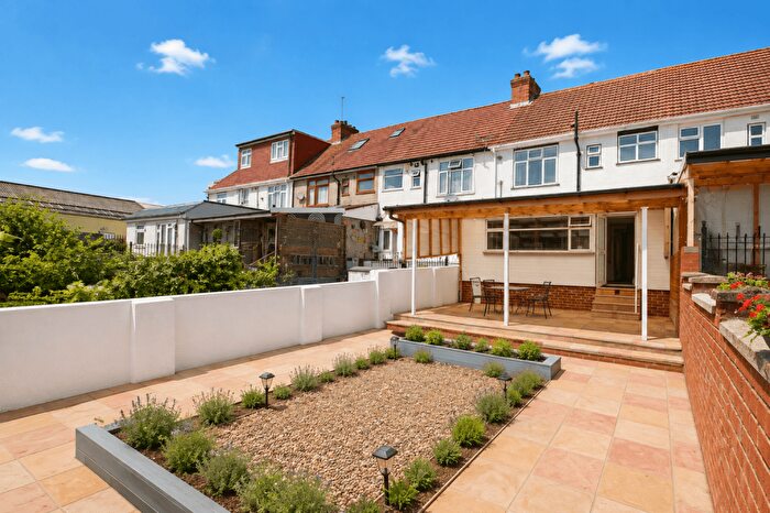 3 Bedroom Terraced House For Sale In Woodside End, Wembley, Middlesex, HA0