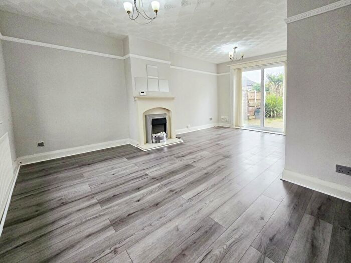 3 Bedroom Terraced House For Sale In Westenra Avenue, Ellesmere Port, Cheshire, CH65