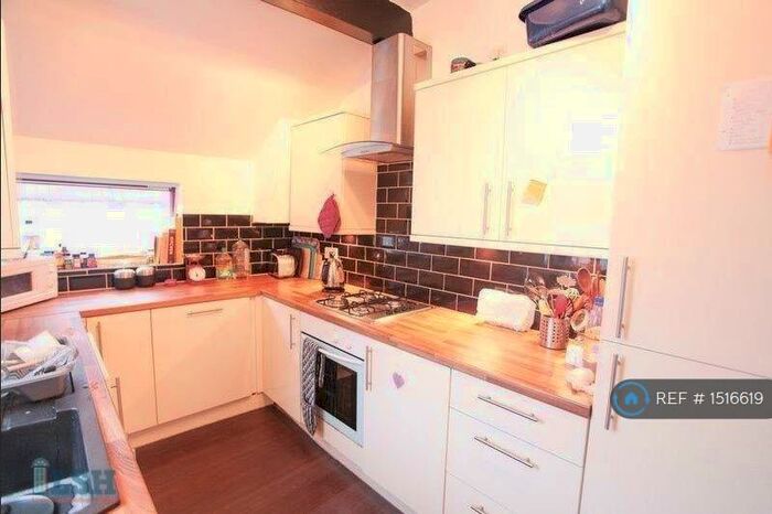 7 Bedroom Terraced House To Rent In Willowdale Road, Mossley Hill, Liverpool, L18