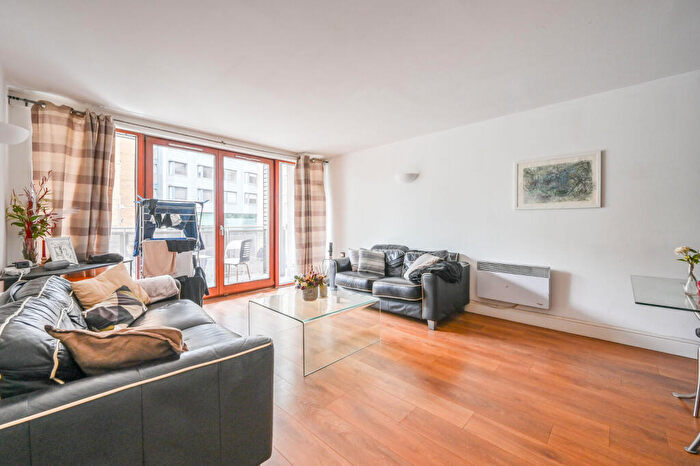 2 Bedroom Flat To Rent In Assam Street, , Aldgate, London, E1