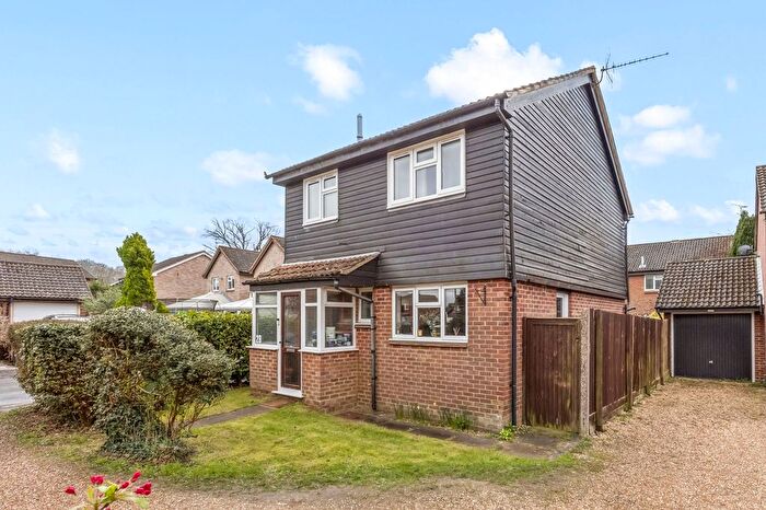 3 Bedroom Detached House For Sale In Brook Road, Horsham, RH12