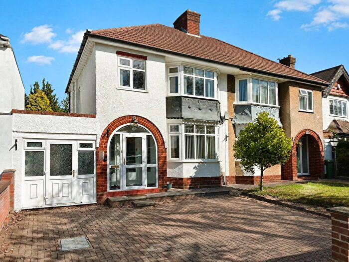 3 Bedroom Semi Detached House For Sale In Canterbury Road, Penn, Wolverhampton, WV4