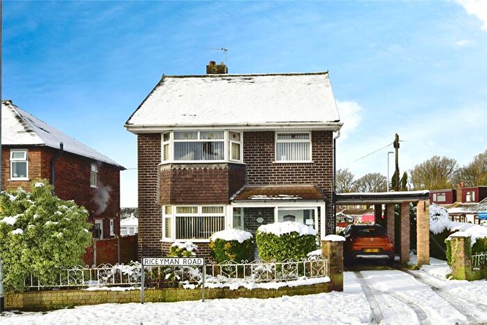 3 Bedroom Detached House For Sale In Riceyman Road, Newcastle, Staffordshire, ST5