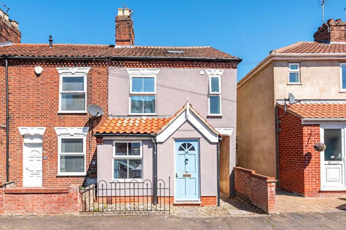 4 Bedroom Terraced House For Sale In Branford Road, Norwich, NR3