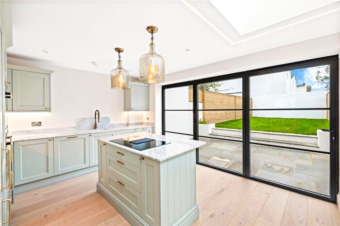 4 Bedroom Terraced House For Sale In Stirling Place, Hove, East Sussex, BN3