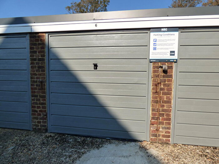 Terraced House To Rent In Fitzalan Road, BN17