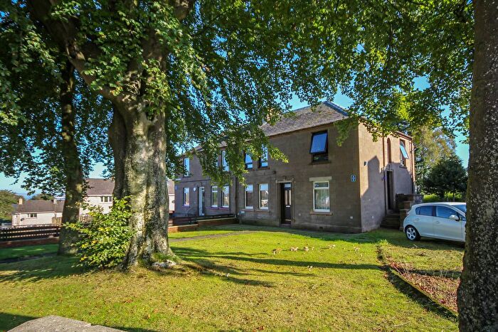 2 Bedroom Flat To Rent In Parkhead Crescent, West Calder, EH55