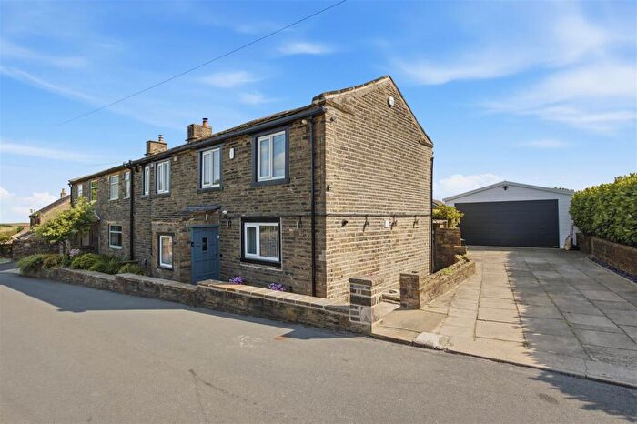3 Bedroom Semi-Detached House For Sale In Shibden Head Lane, Queensbury, Bradford, BD13