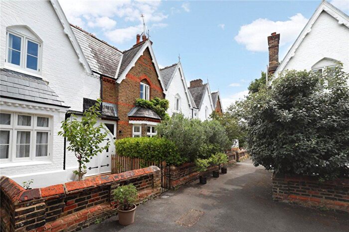 1 Bedroom End Of Terrace House To Rent In Belvedere Square, Wimbledon, SW19