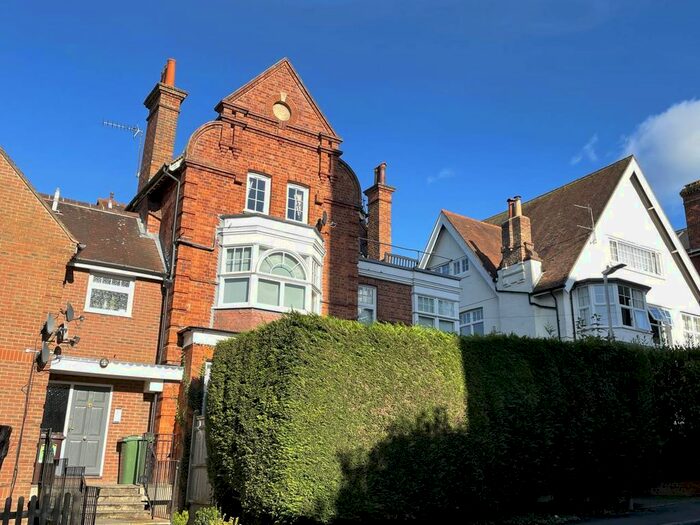 1 Bedroom Flat To Rent In Molyneux Park Road, Tunbridge Wells, Kent, TN4