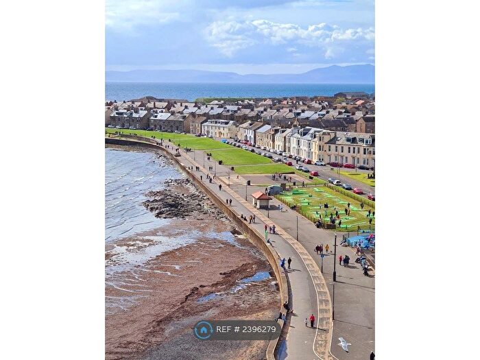 3 Bedroom Flat To Rent In Titchfield Road, Troon, KA10