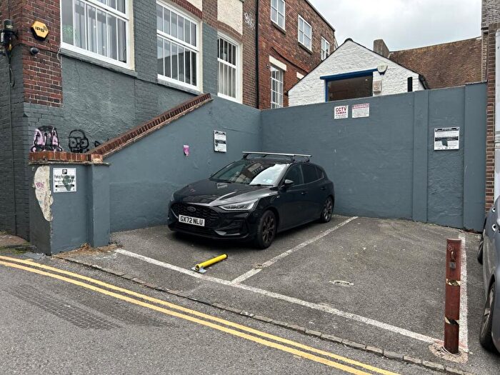 Garages To Rent In Bond Street Laine, Brighton, BN1
