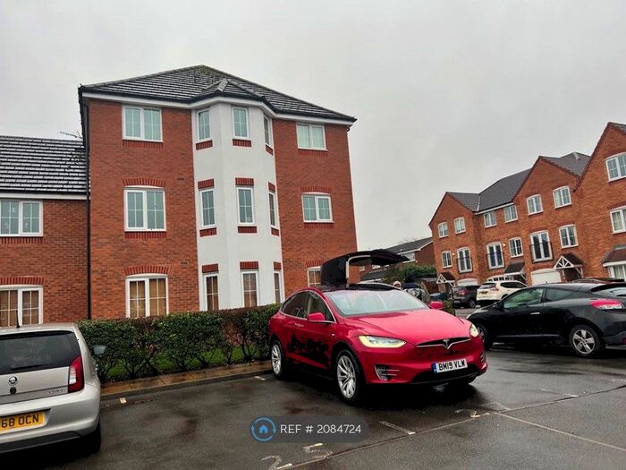 2 Bedroom Flat To Rent In Marston Green, Birmingham, B37